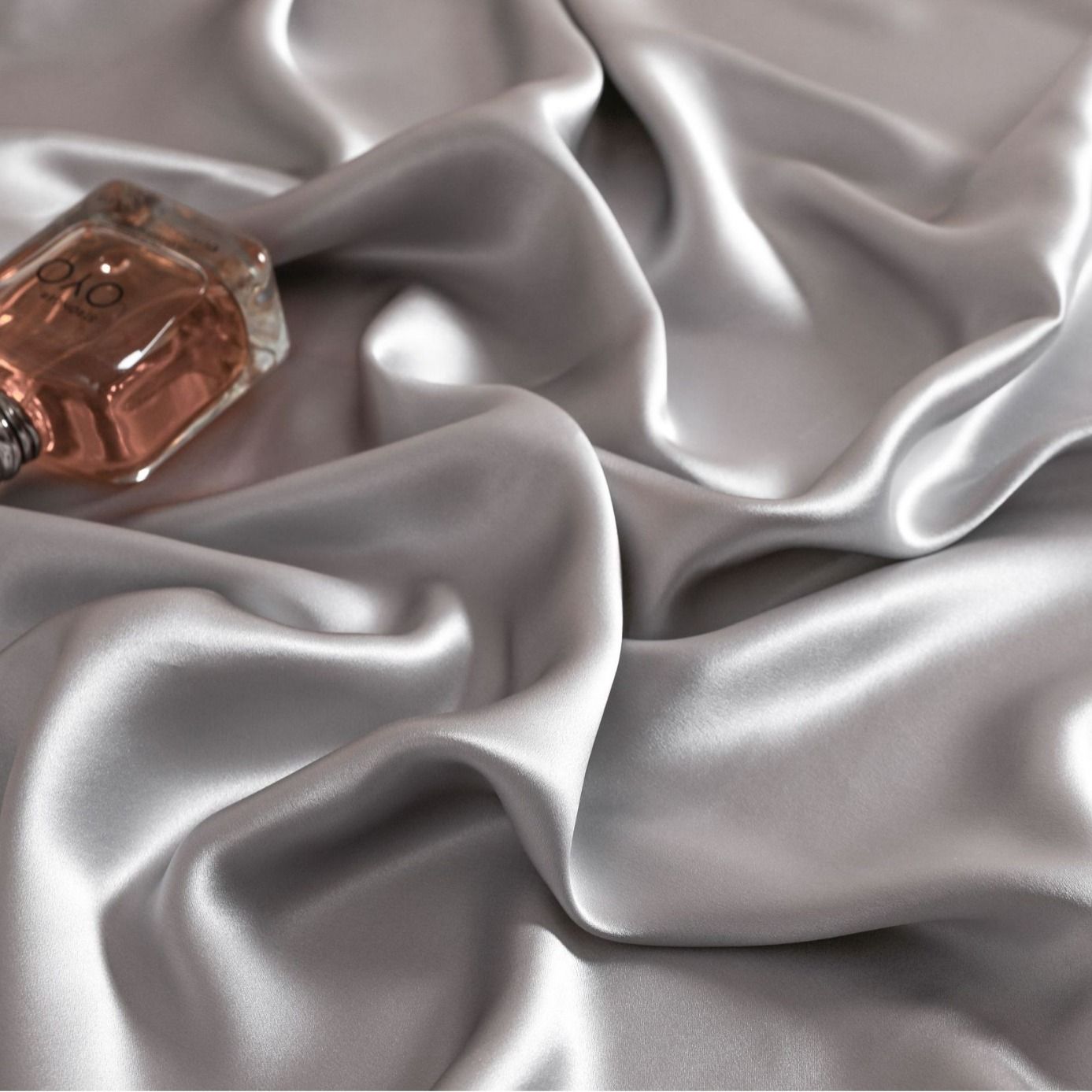 Oval Silk Workshop 22 Momme Silk Four Piece Set 1.8 m bed (2x 2.3 m quilt view 6