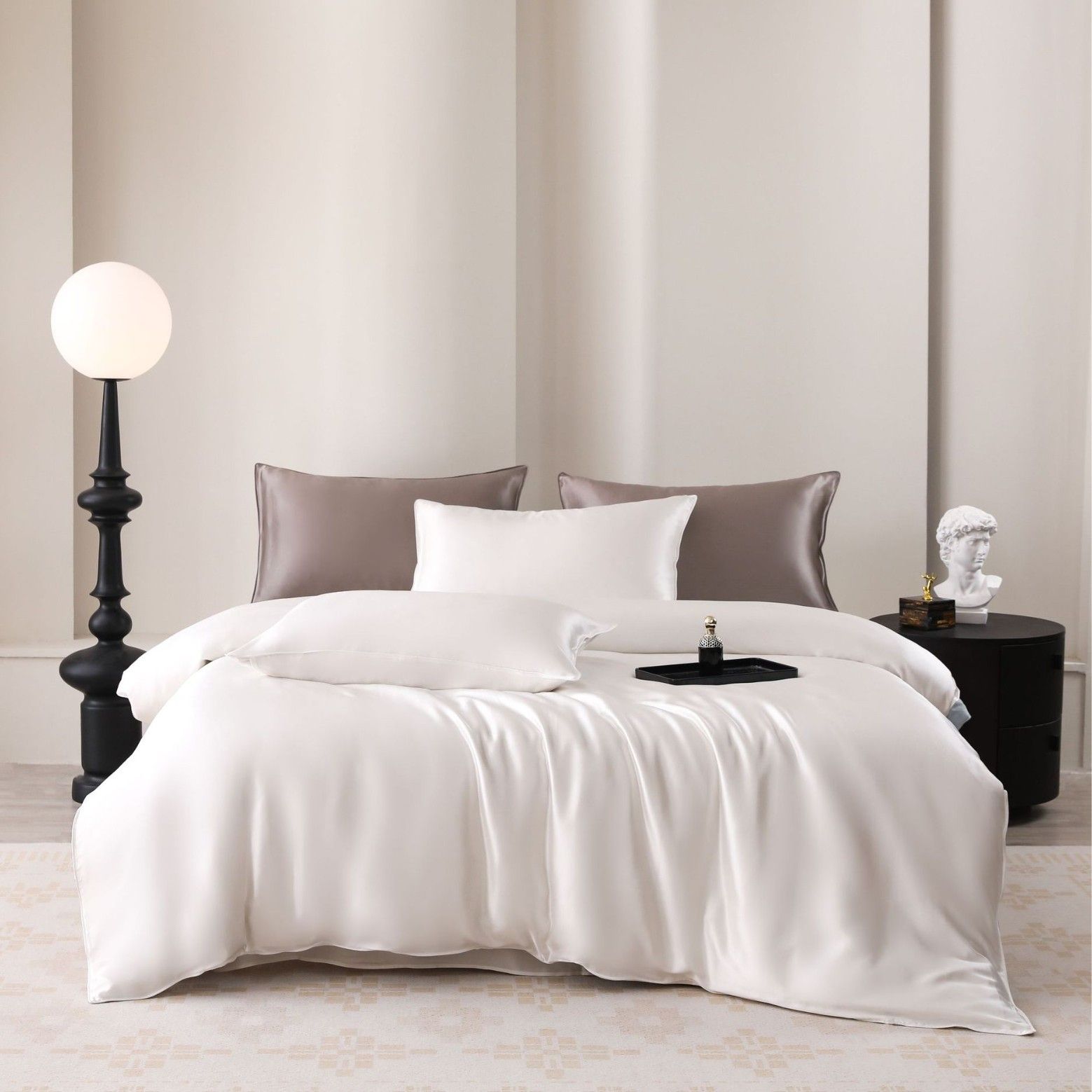 Oval Silk Workshop 22 Momme Silk Four Piece Set 1.2 m bed (1.5x 2 m quilt — image 1