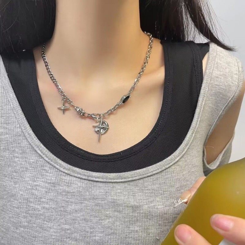 Titanium Steel Necklace Black Gem Star Hip Hop Titanium steel Awn star black view 5