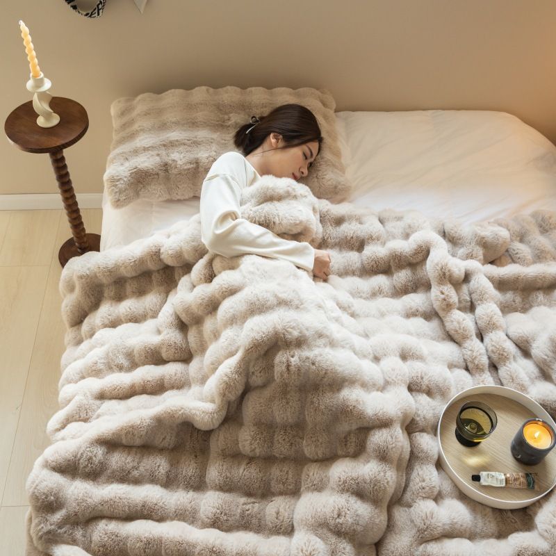 Velvet Blanket Polyester 180x200cm Creamy White smoke gray 200*230cm view 2