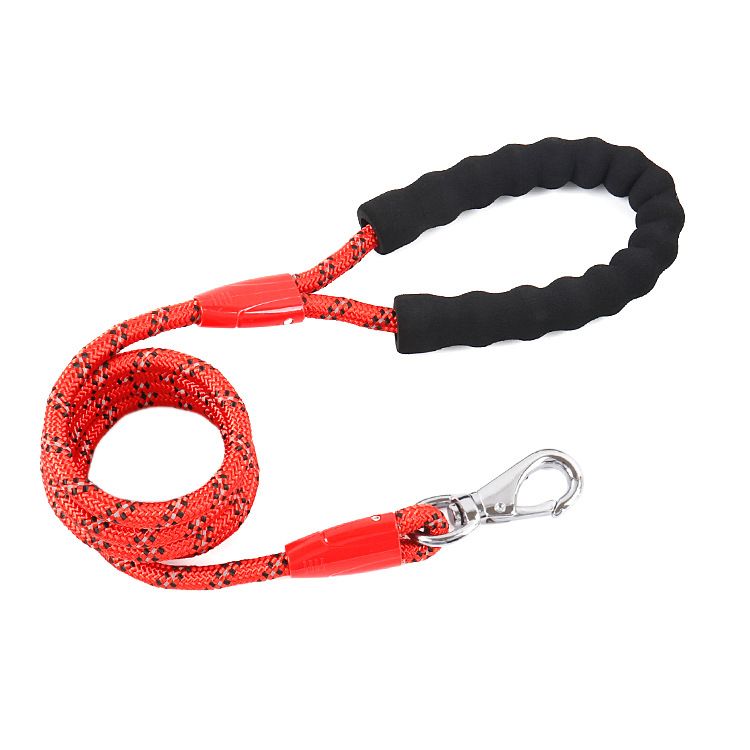 Zichen Nylon Dog Traction Rope Alloy Buckle Red ( 1.2m + handle) 0.8 — image 1