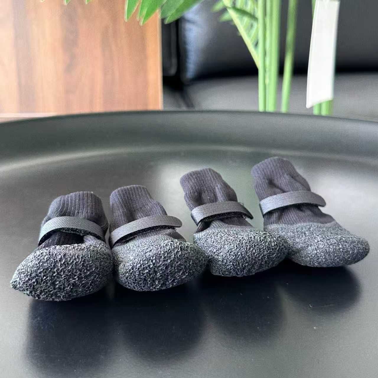 Dog Shoes Waterproof Non Slip PVC Breathable Black wrinkled shoes S small size