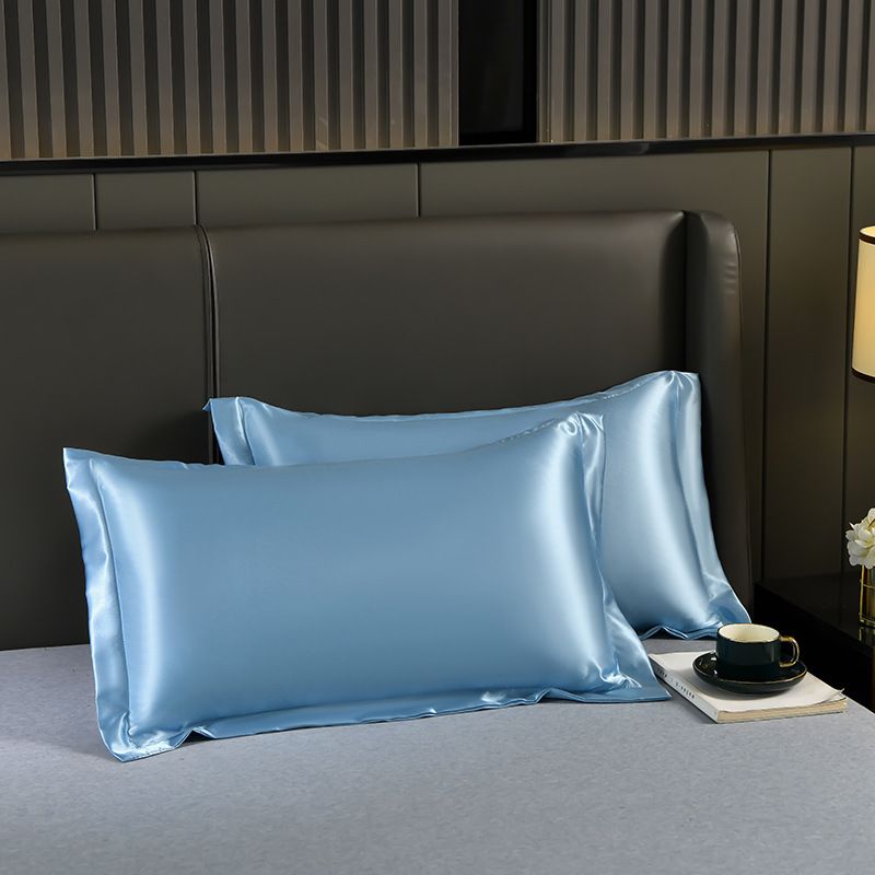 Simulated Silk Pillowcase 48x74cm Polyester New sky blue A wide-brimmed model