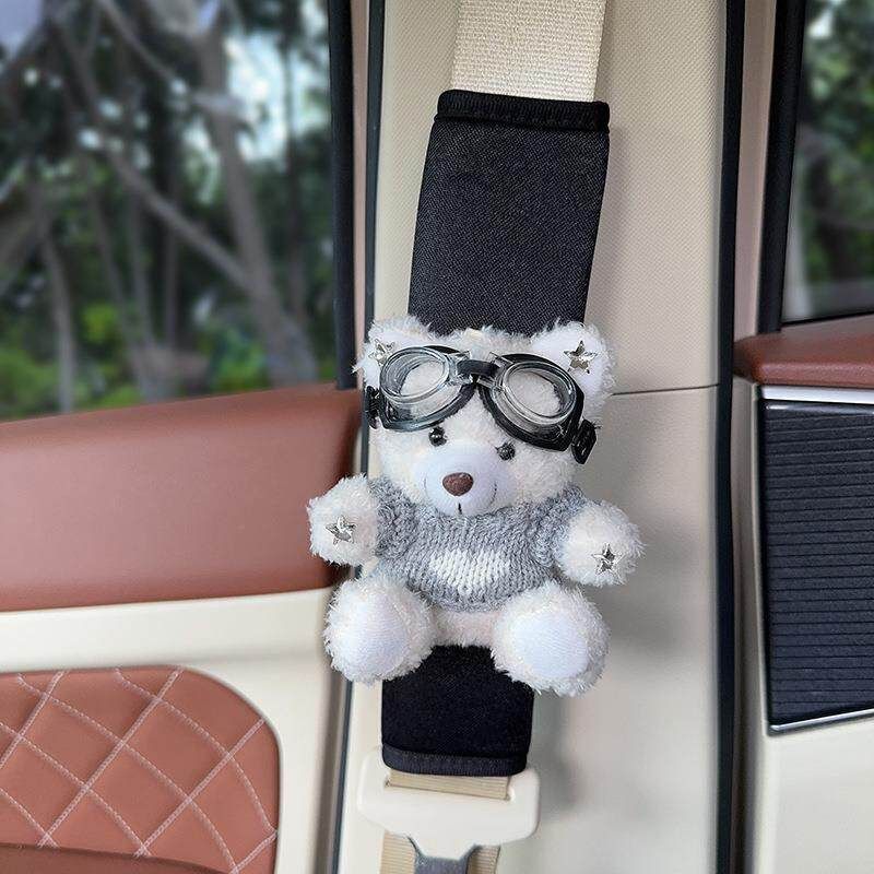 Plush Shoulder Pad Safety Belt Protector Xueyi White bear (gray love sweater) — image 1