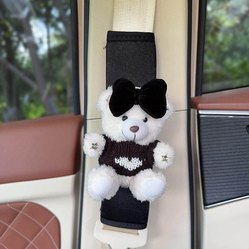 Plush Shoulder Pad Safety Belt Protector Xueyi White bear (black sweater) and — image 1