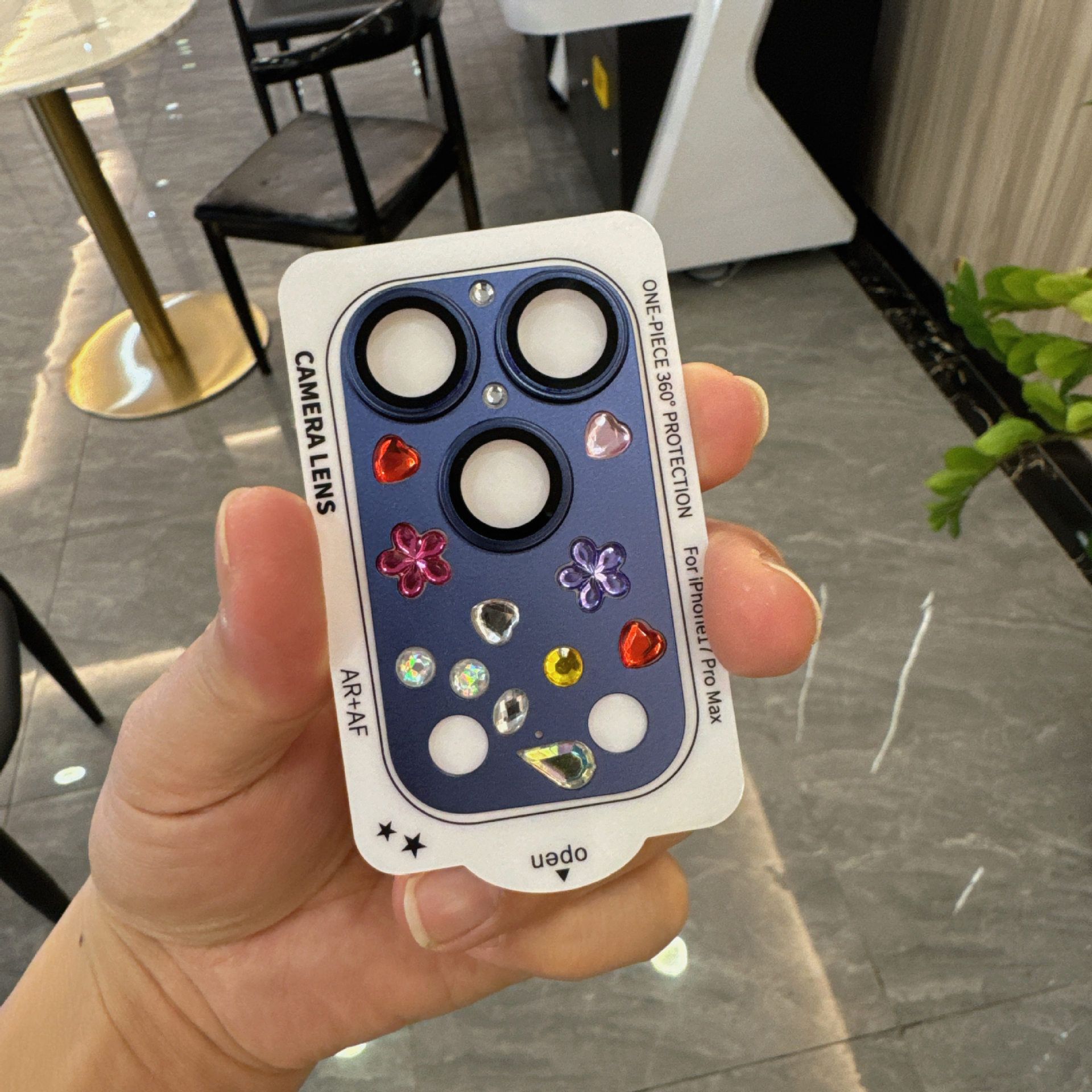 Yixi Camera Lens Protector iPhone 18 Pro Max Frosted Al Diamond blue iPhone 18PRO view 2