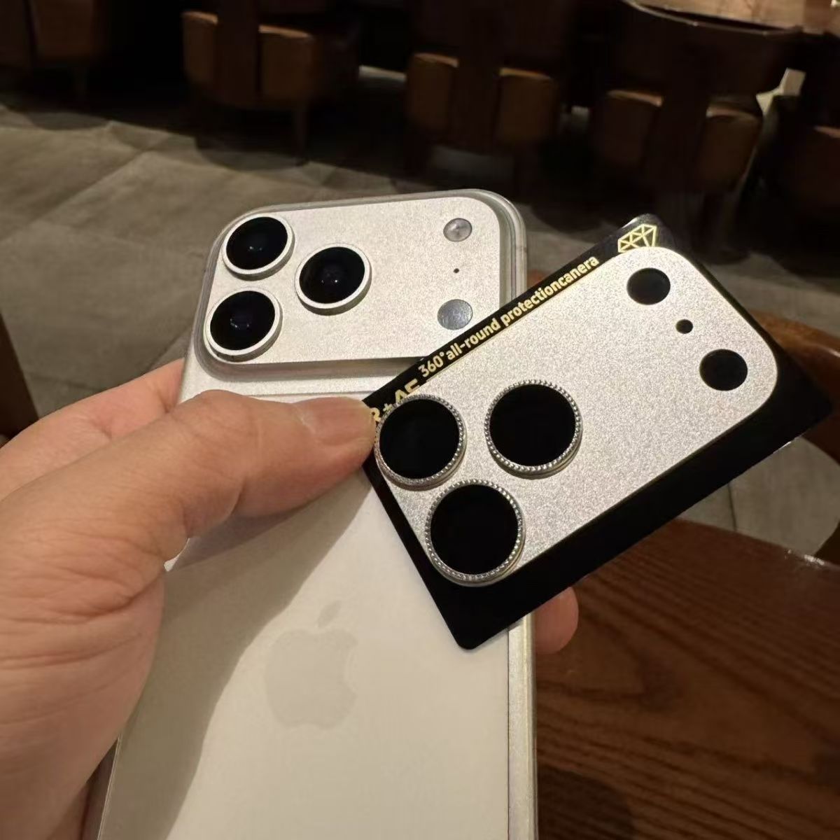 Yixi Camera Lens Protector iPhone 18Pro Max Diamond series integrated lens view 3