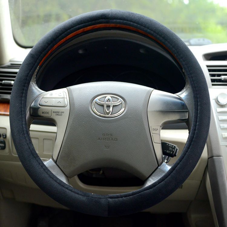 Short Plush Steering Wheel Cover 38cm Pink short plush steering wheel cover view 3