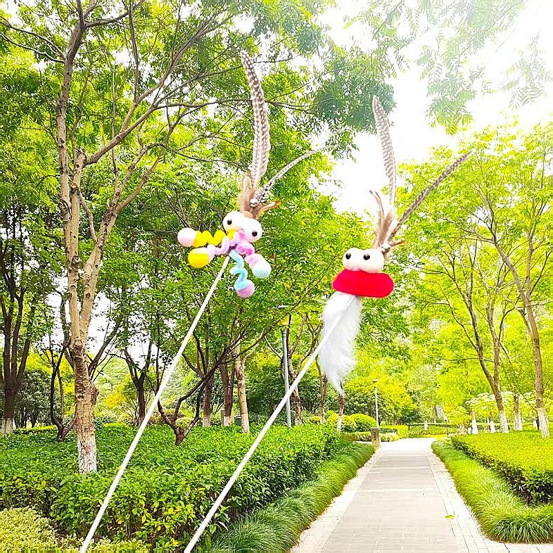CHIYOOSU Cat Teaser Wand with Feather Bell Rose red telescopic extension pole view 4