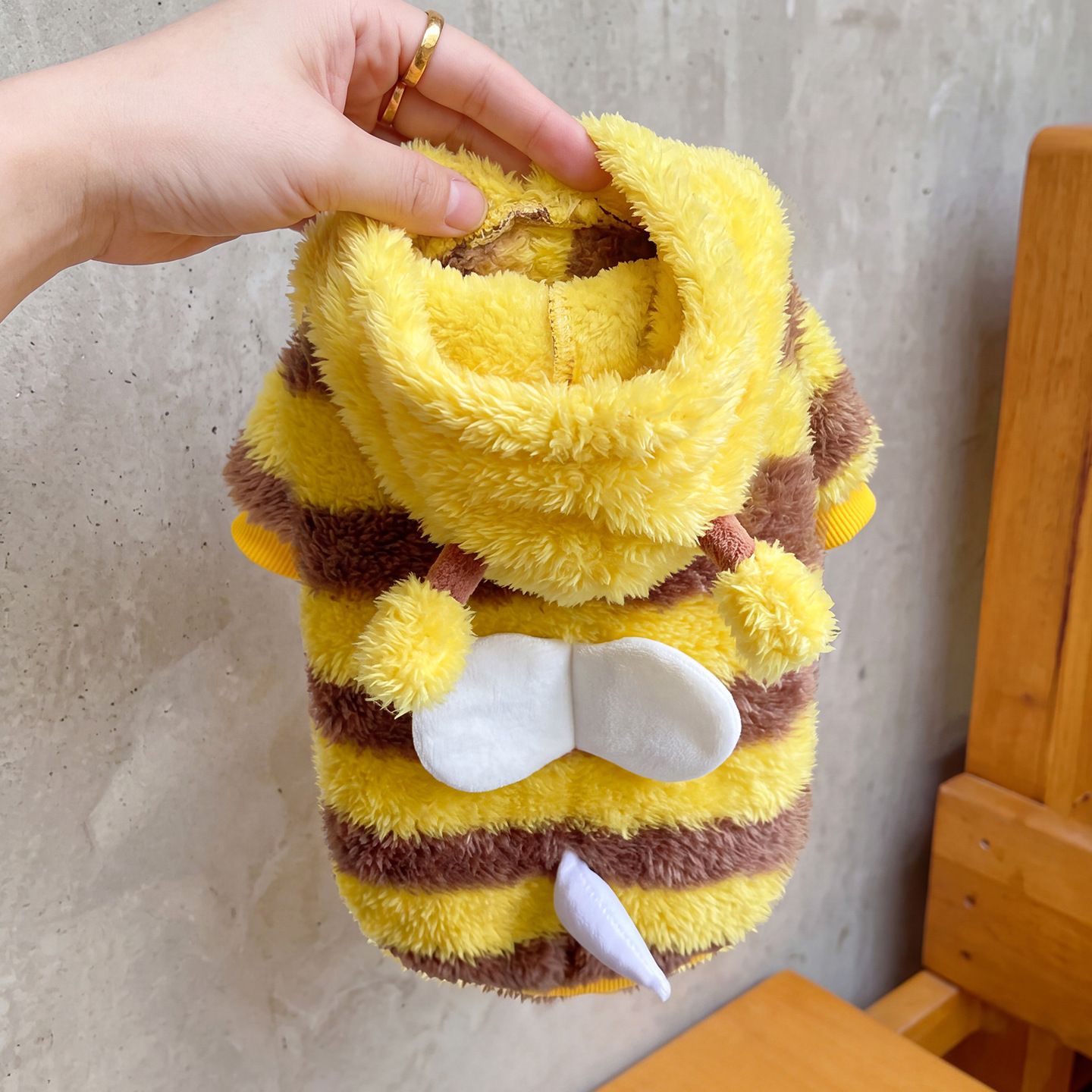 AMOOR Dog Bee Costume Hoodie Wings Wing Bee Four-Legged Dress XL view 4