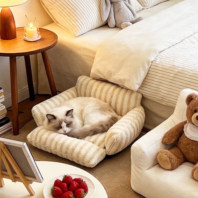 Cozy Foldable Pet Sofa Bed with Plush Sherpa Fleece – A Portable view 4