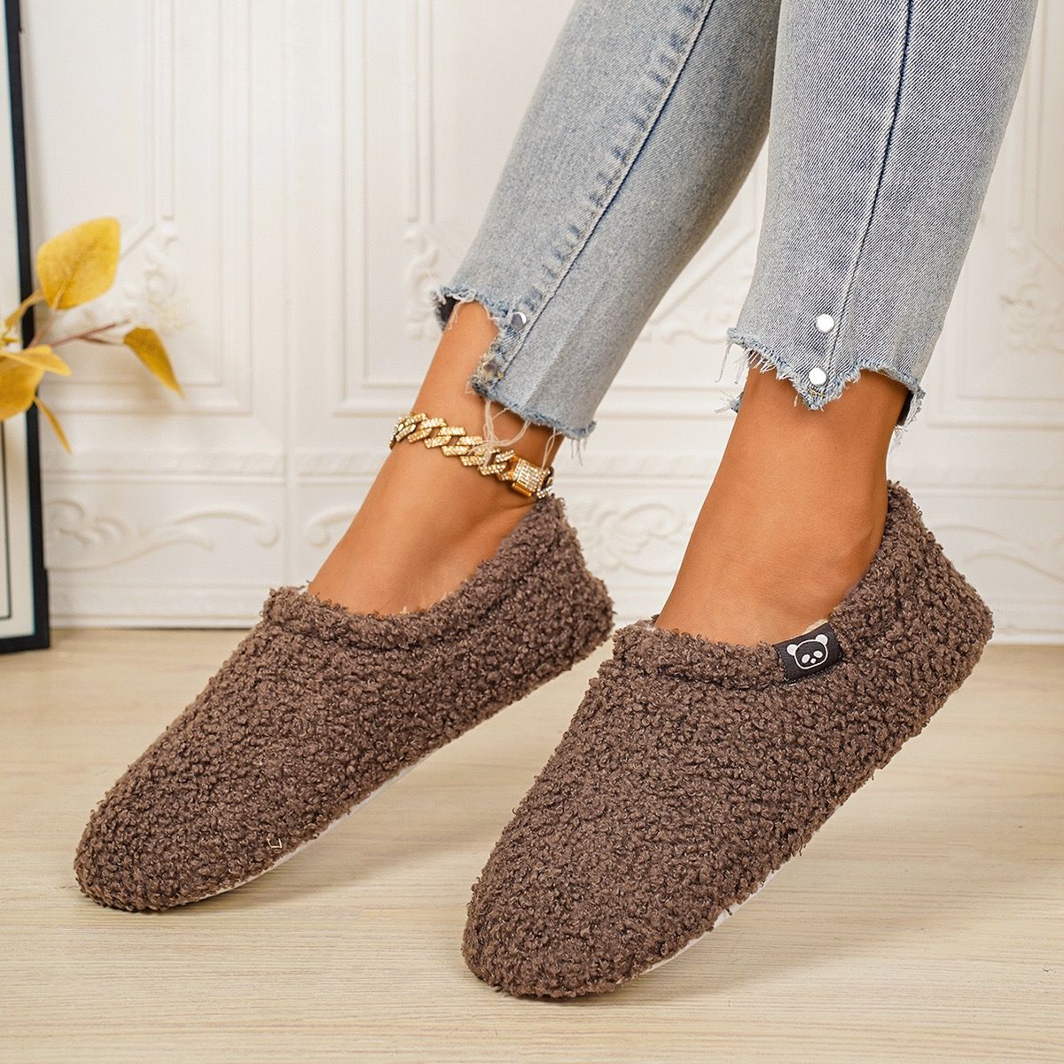 Cozy Winter House Slippers for Women – Thick Fleece-Lined — image 1