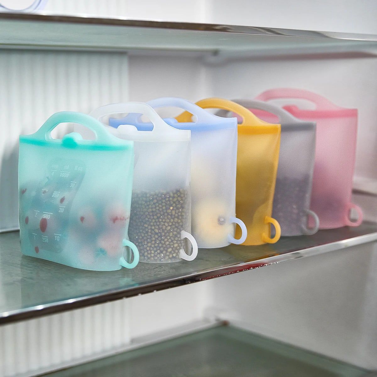 Reusable Silicone Food Storage Bag with Convenient Carry Handle view 6