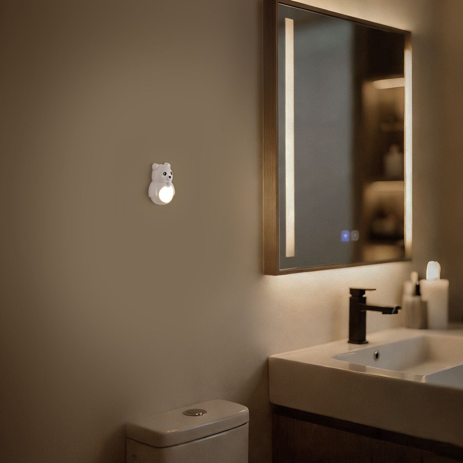 Adorable 3D Cartoon Bear LED Wall Light view 10