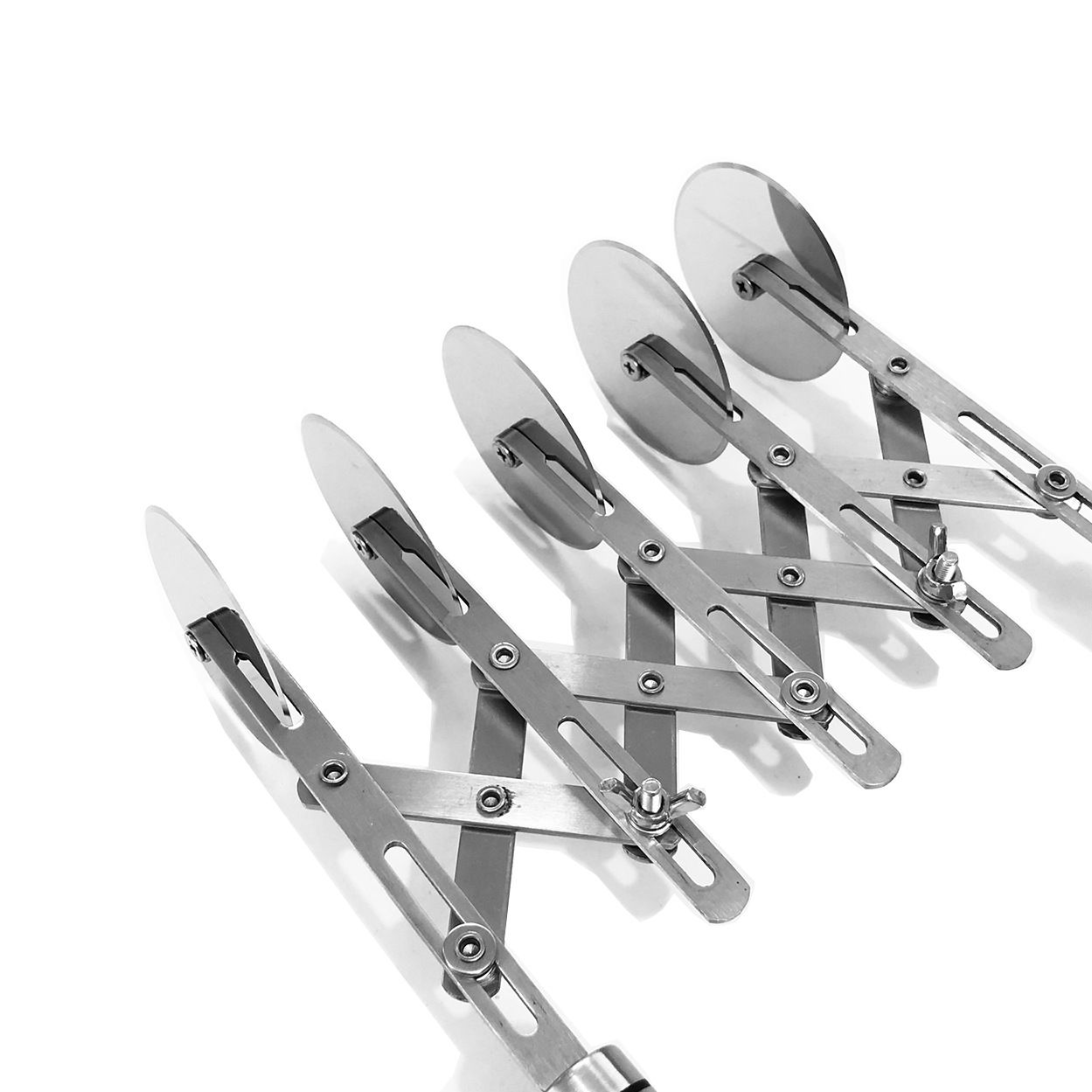 5 Wheel Stainless Steel Pizza Wheel Cutter and Pastry Dough Rolling Cutter view 4