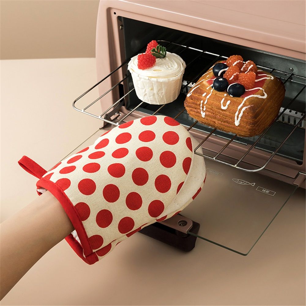 1 pair Mini Oven, Resistant Oven Gloves - Baking Mitts with Hanging Loops for view 3