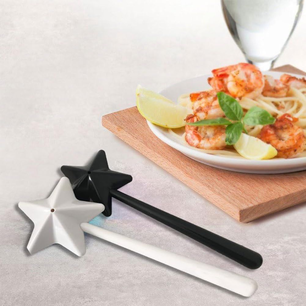 Wand salt and pepper shakers view 3