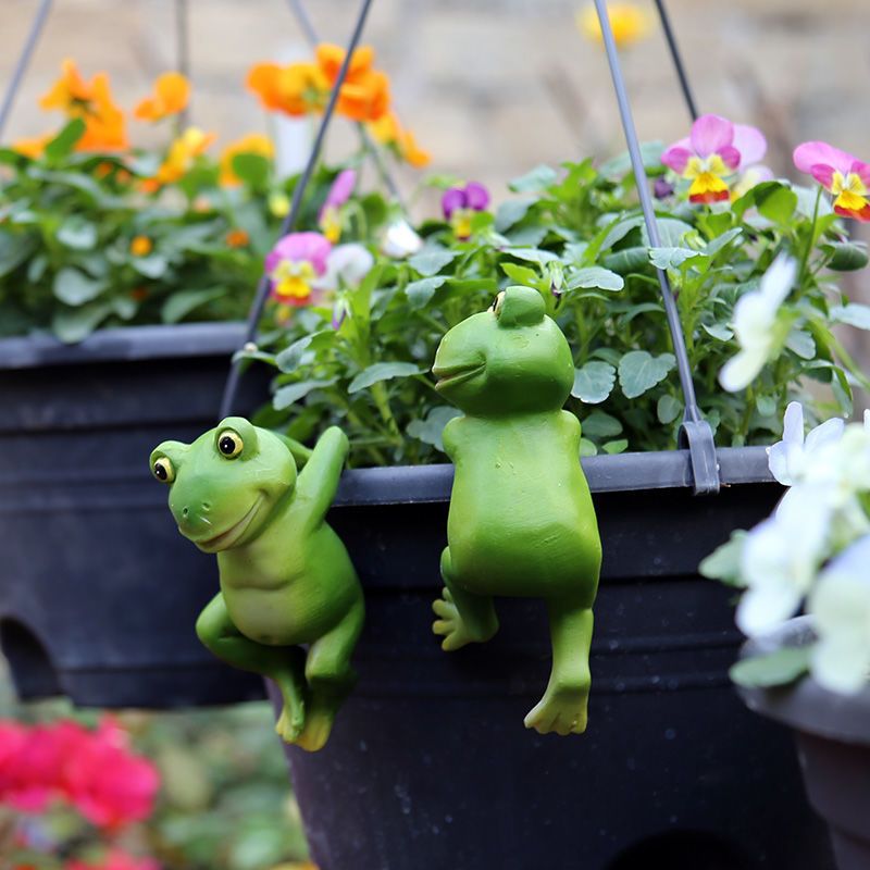 Cute Frog Figurines Hanging Animal Statue view 4