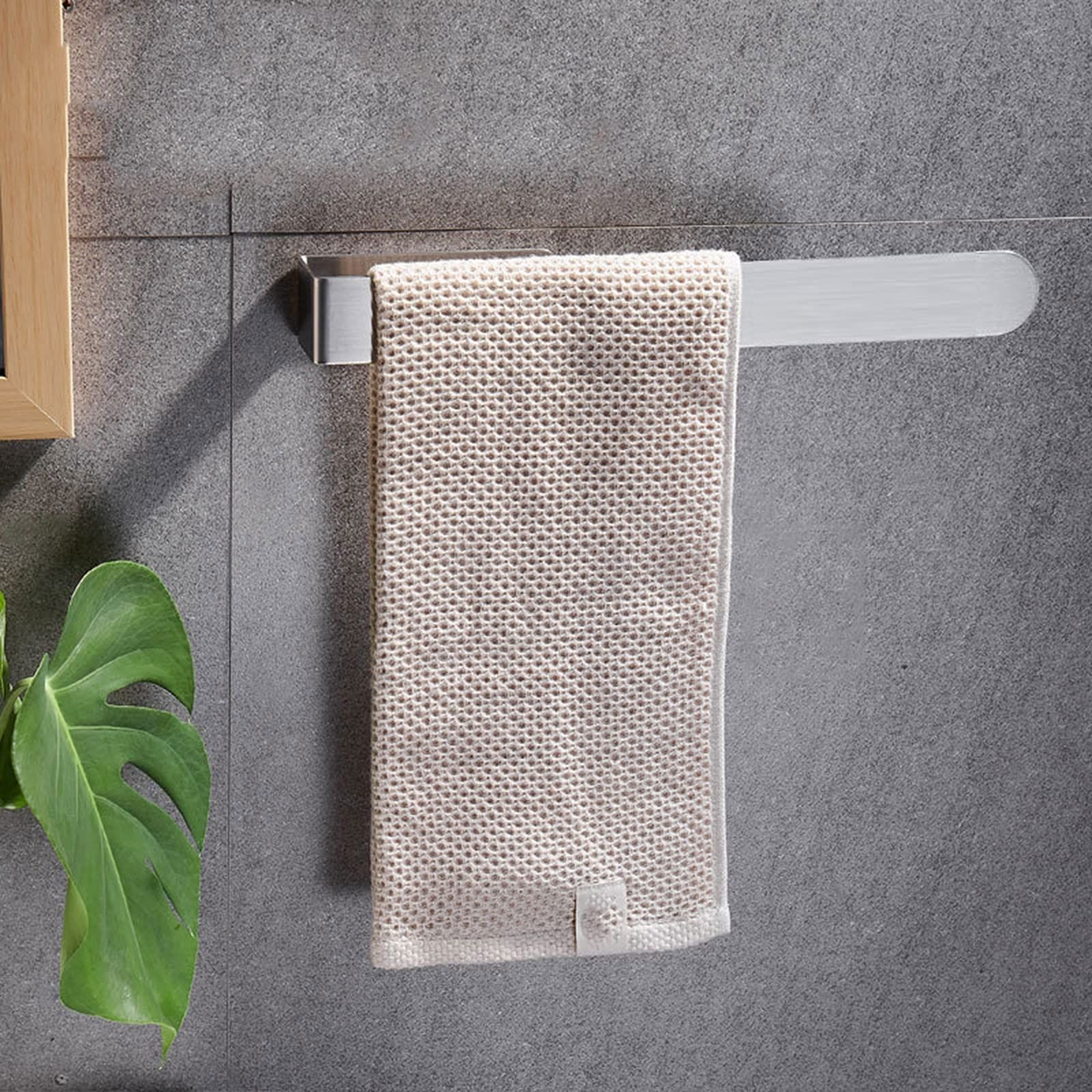 Bathroom Holders silvery Towel Hanger view 3