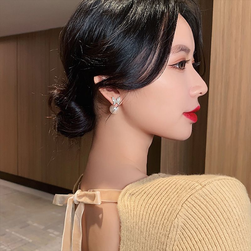 Rhinestone Butterfly Earrings for Women Bow Earrings Gold Crystal Earrings view 2