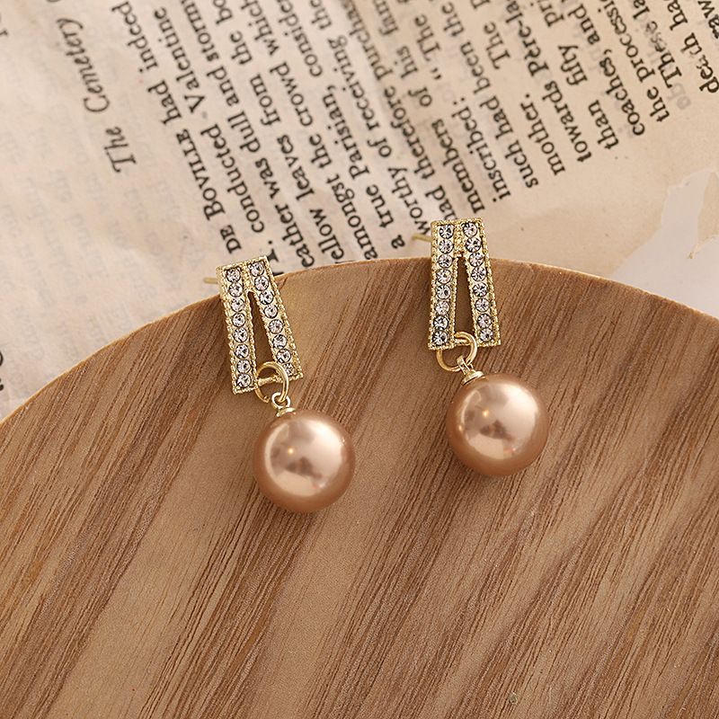 2pairs Pearl Earrings for Women Girls Gold Plated Hypoallergenic Pearl