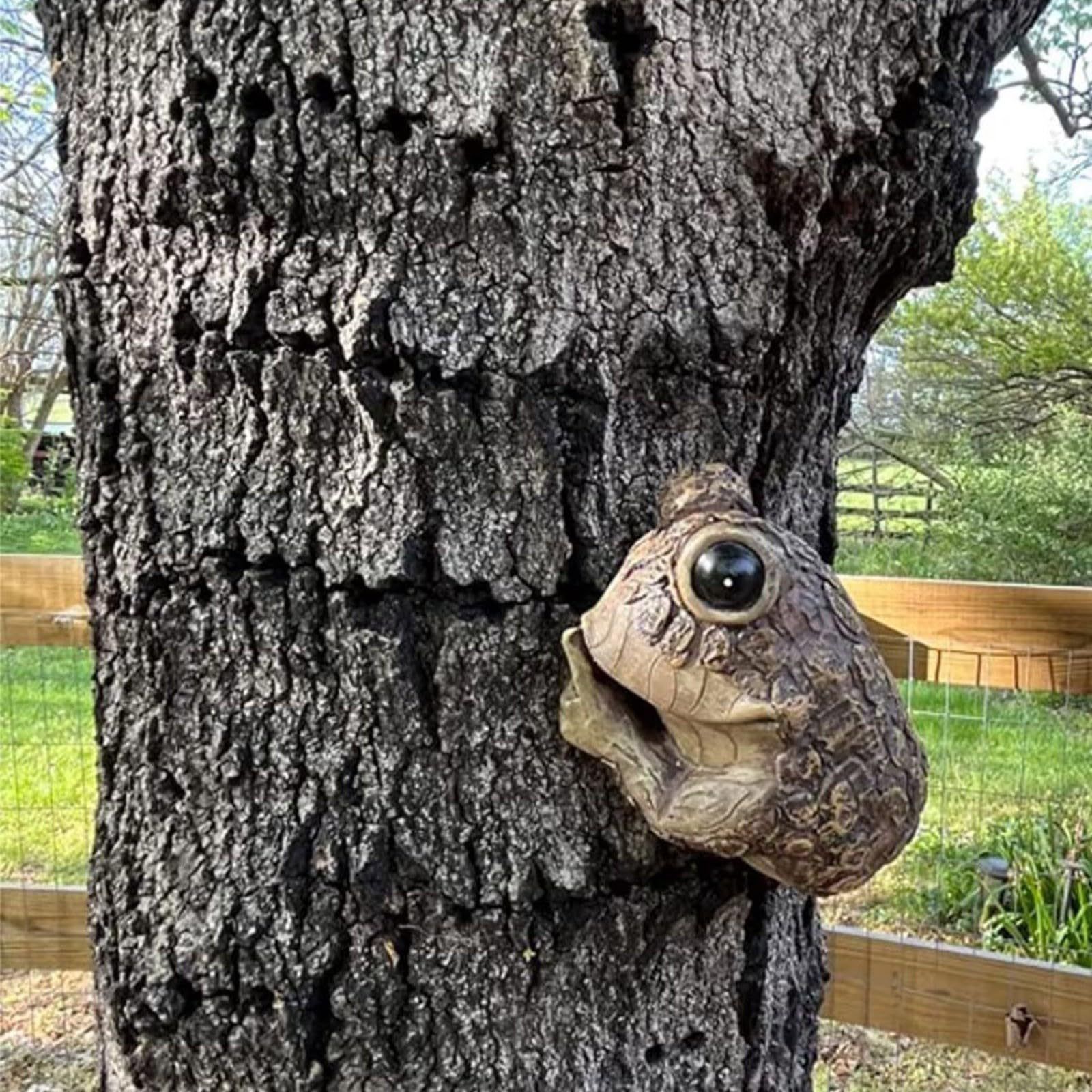 Keep Quiet Frog Tree Peeker - Yard Decorations - Adorable Tree Sculpture view 5