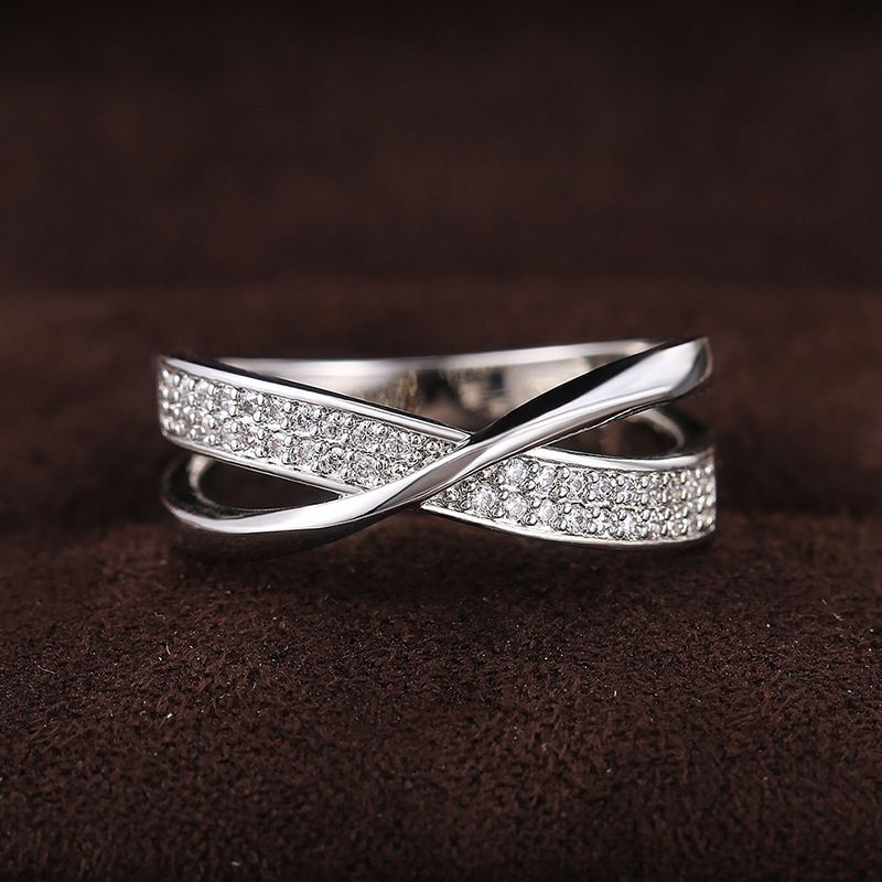 Shiny Interleaved Surround Cubic Zirconia Rings Diamond Rings for Women view 4