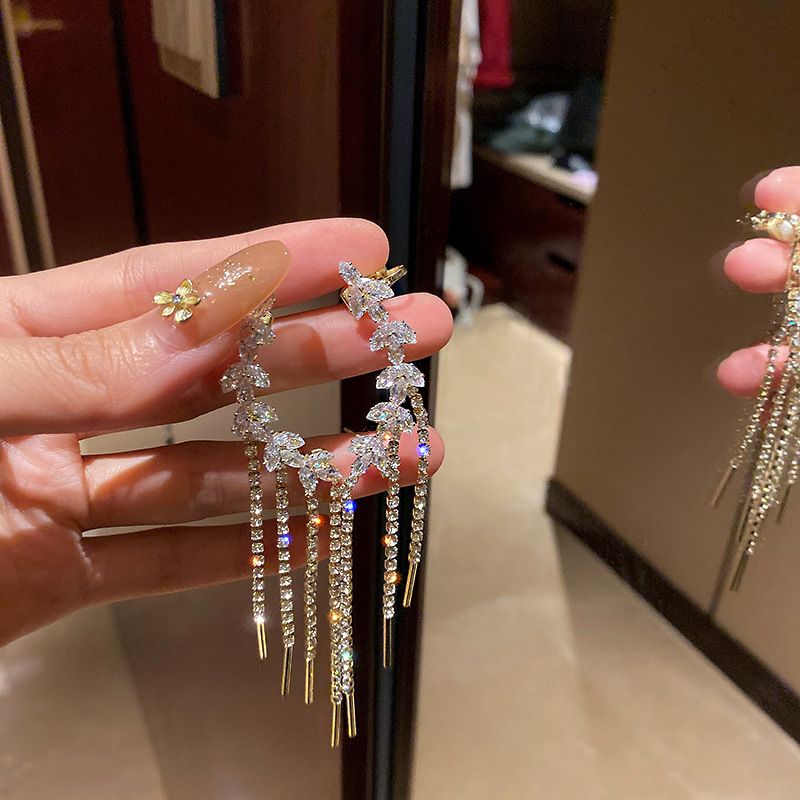 Trendy Women Stylish Crystal Drop Earrings view 3