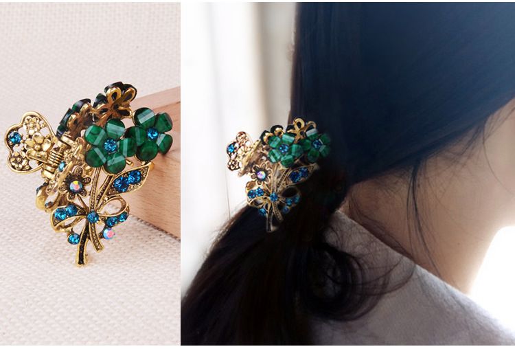 Large Metal Rhinestone Alloy Hair Claw Jaw Clip Retro Flowers Hair Clip Fancy view 4