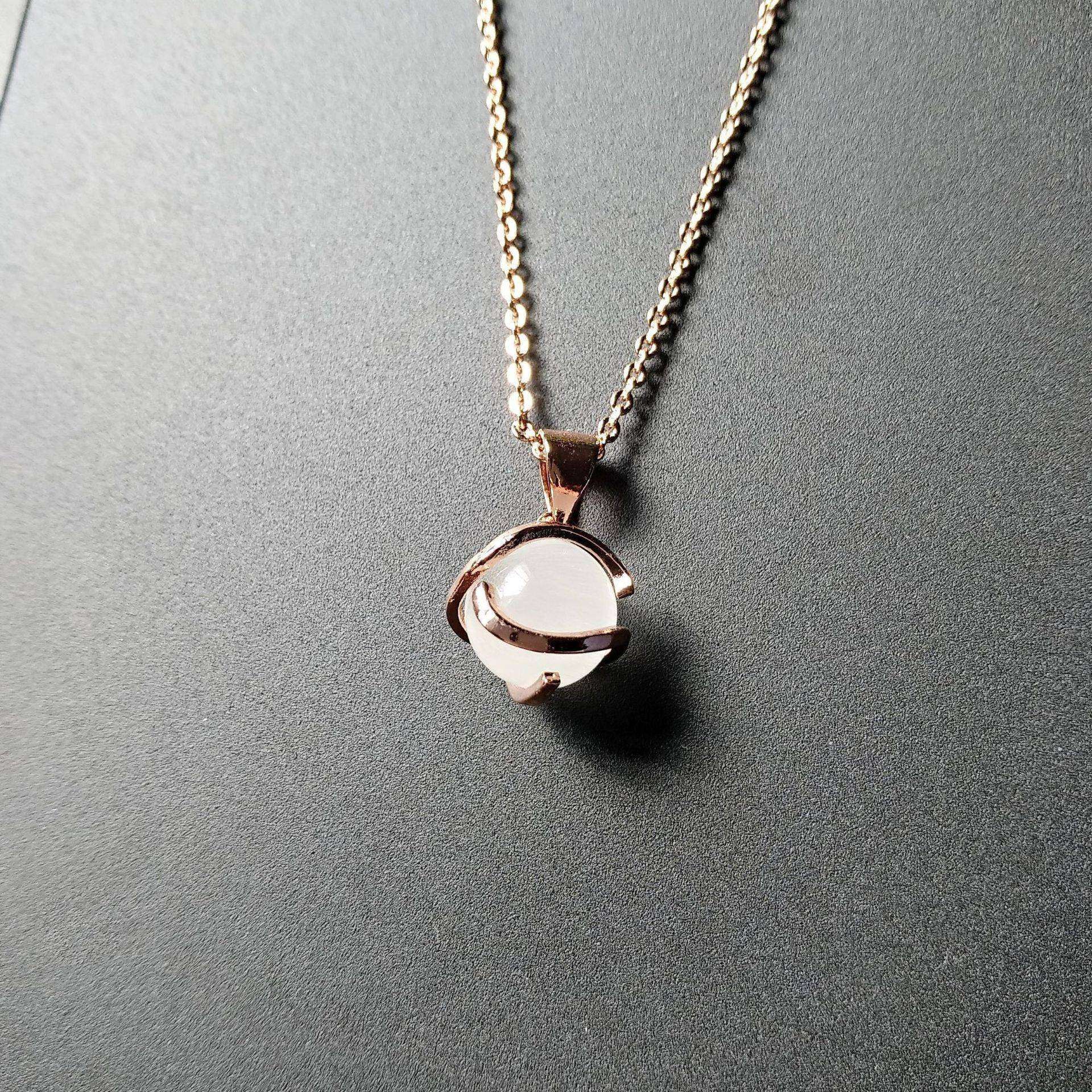 Natural Fresh Water Pearl Pendant Necklace for Women