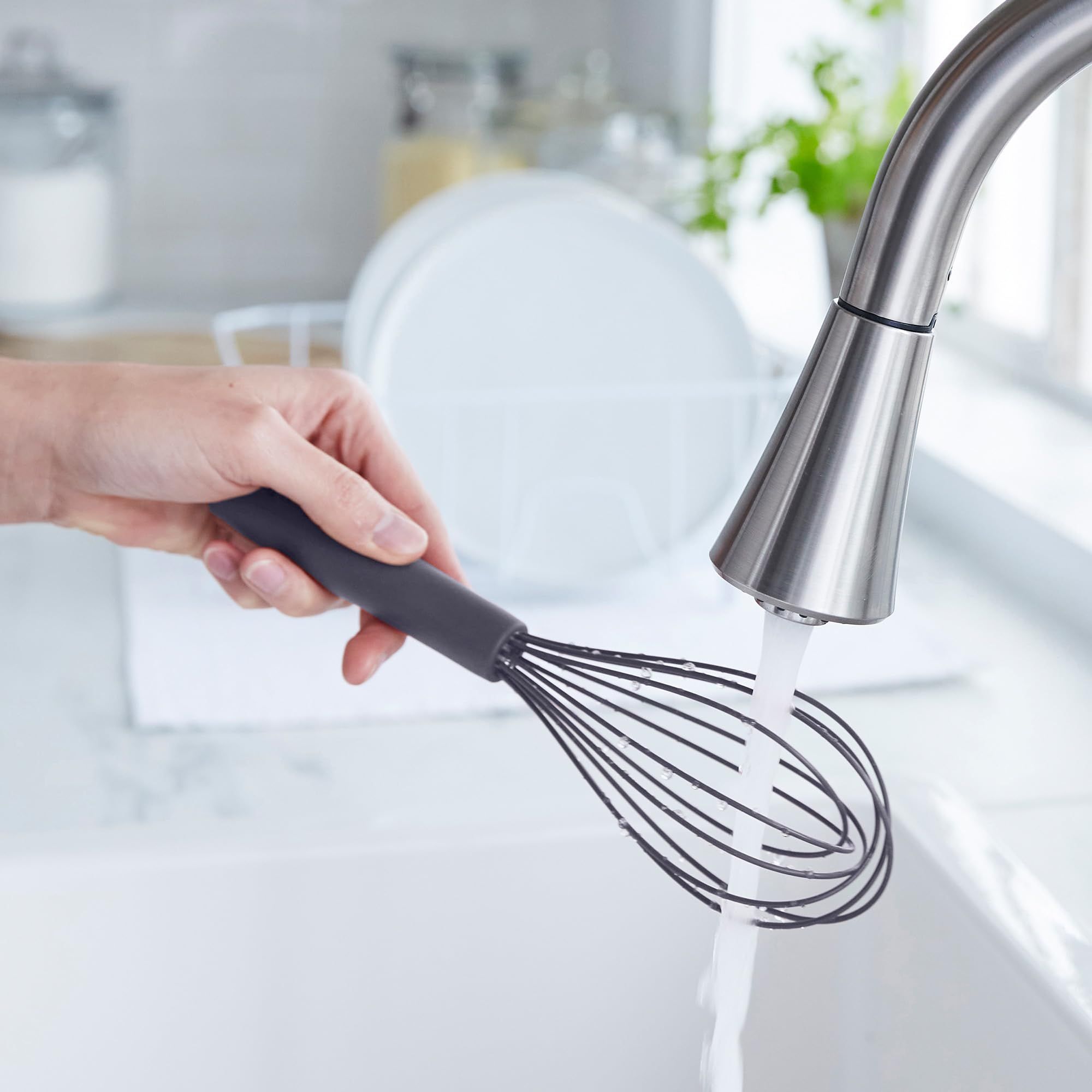 Multifunctional Rotary Manual Egg Beater Mixer Mini Plastic Kitchen Egg Whisk view 2