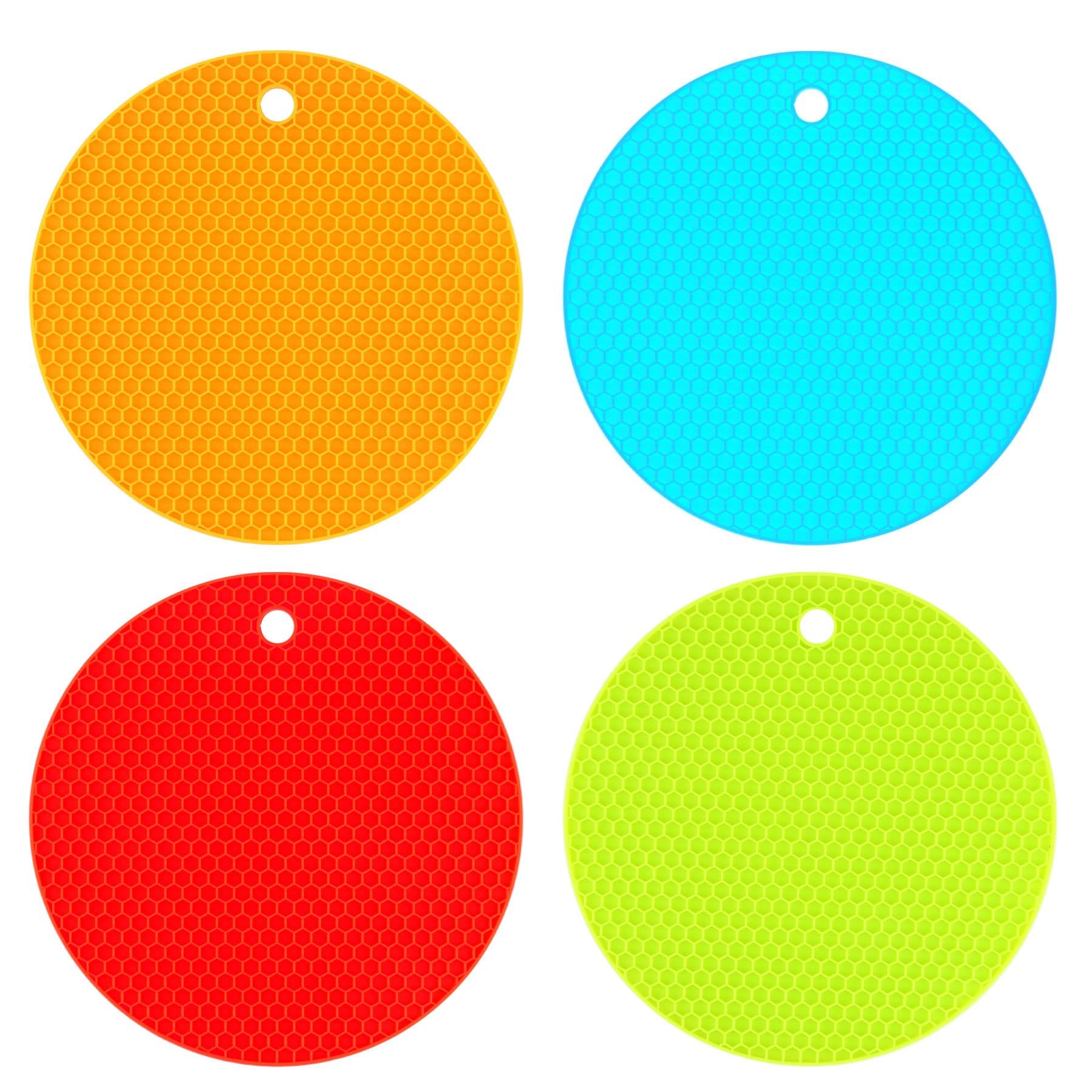 4 Pack 4 Round Heat Resistant Pot Holders Set — image 1