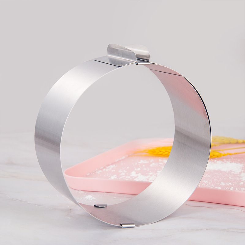 Cake Ring Adjustable Round Stainless Steel Cake Mousse Mould Ring Bakeware view 4