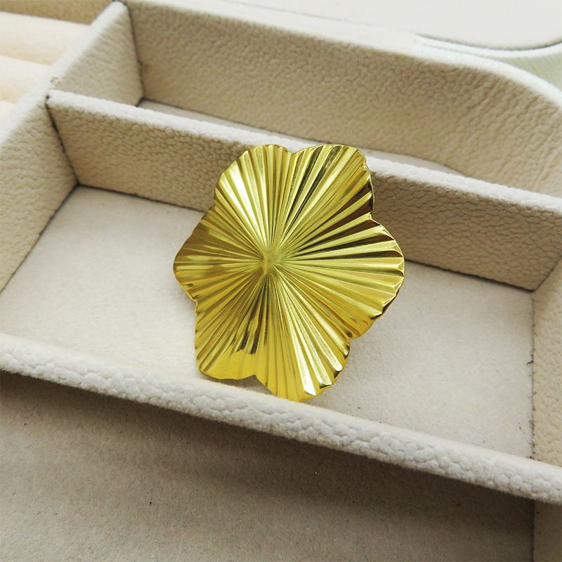 Chunky Gold Stud Earrings for Women Round Disc Stud Earrings Irregular Texture view 2