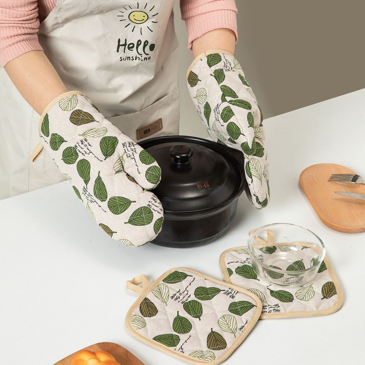 4Pcs Set Oven Mitt Set – Microwave Oven Gloves Heat Resistant