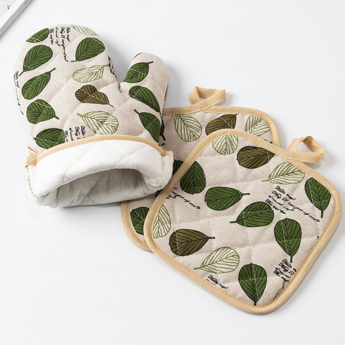 4Pcs Set Oven Mitt Set – Microwave Oven Gloves Heat Resistant view 3