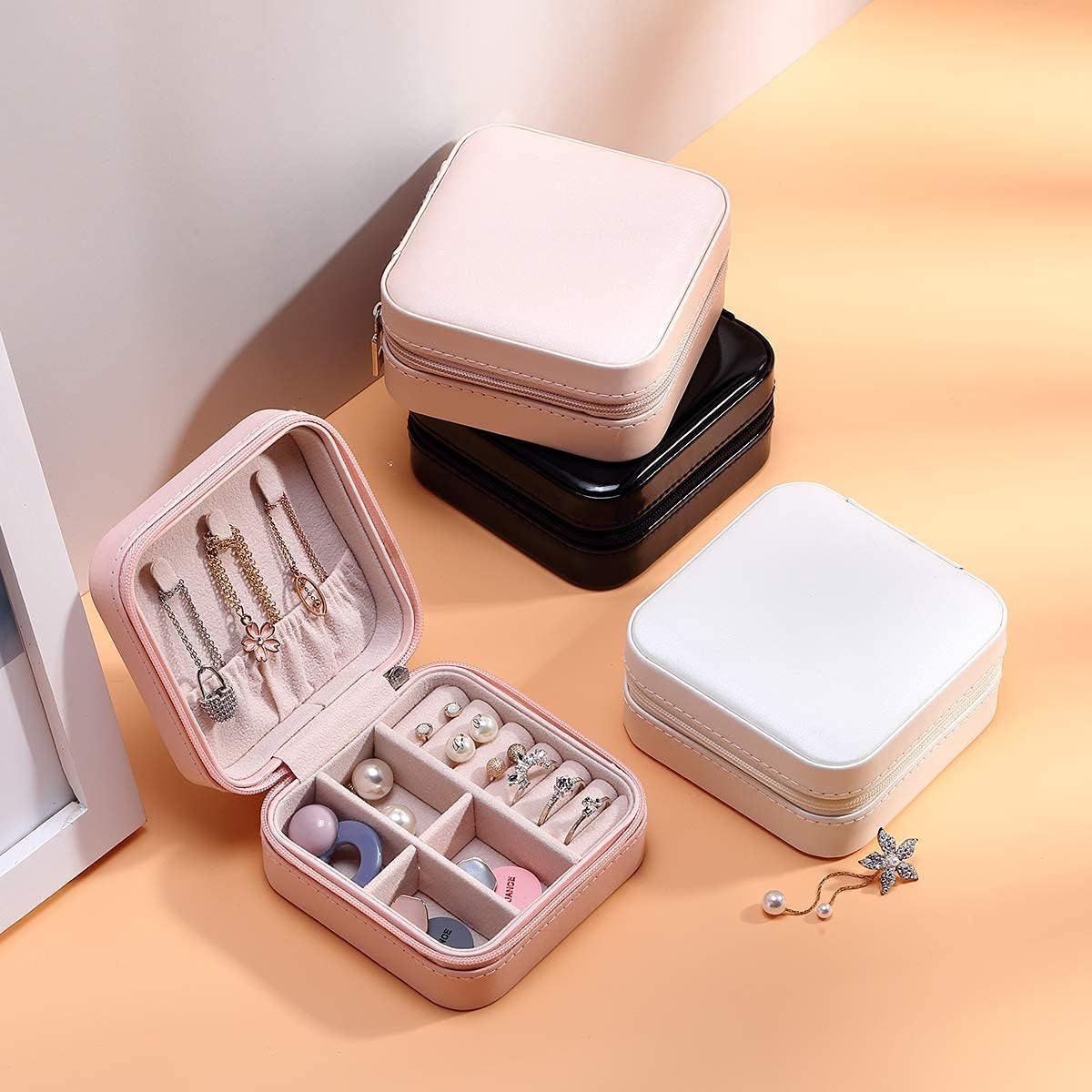 Mini Jewelry Travel Case view 3