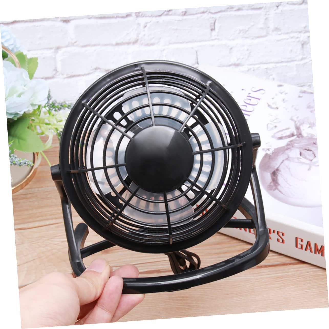 Rechargeable Batteries Small Exhaust Fan Desk Fans Small Quiet Electric Plug view 3