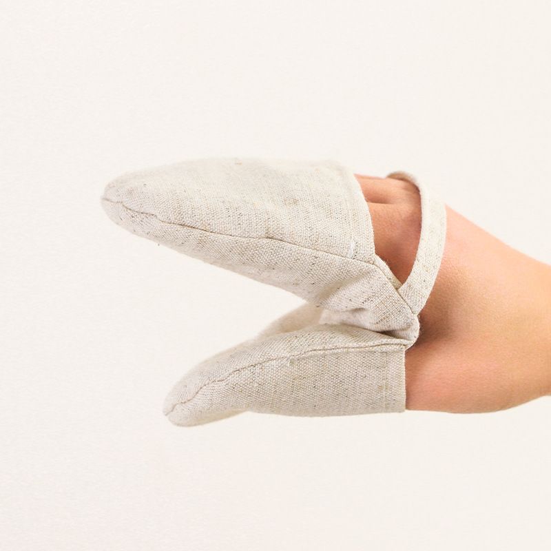 2PCS Heat Resistant Oven Gloves Protect Hands and Surfaces with Non-Slip Grip view 3