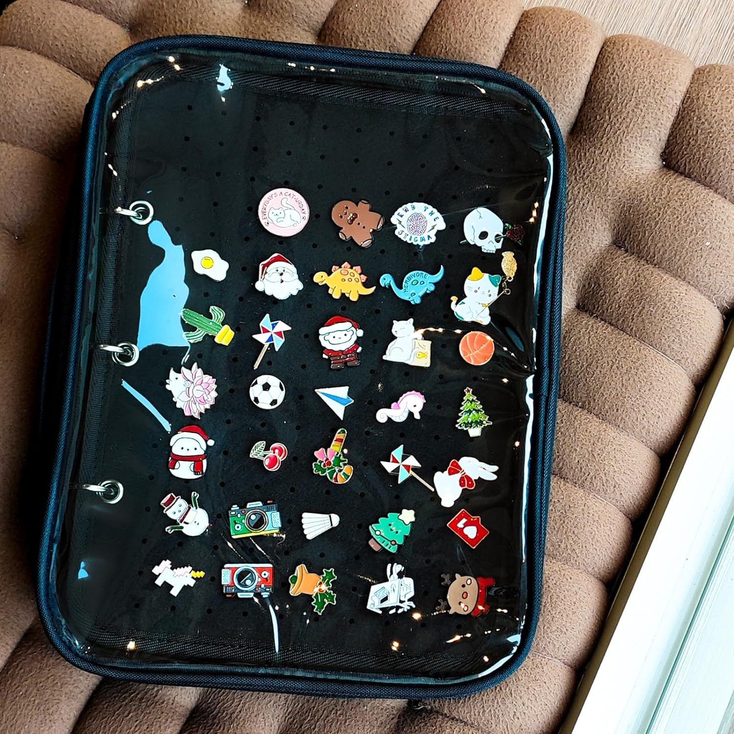 Pin Books For Collectors view 3