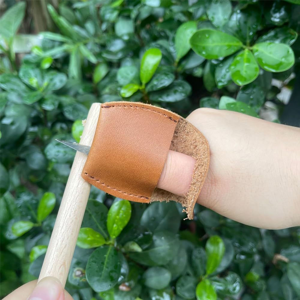 Wood Carving Thumb Guard with Breathable Design for Vegetable Picking and DIY view 3