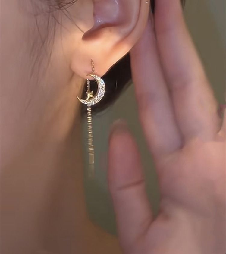 925 Sterling Silver Shiny Diamond Earrings view 4