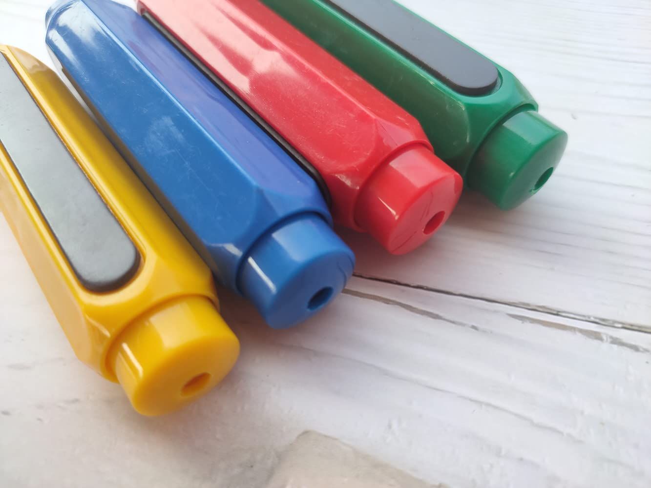 Plastic Magnetic Chalk Holders with Storage Case view 3
