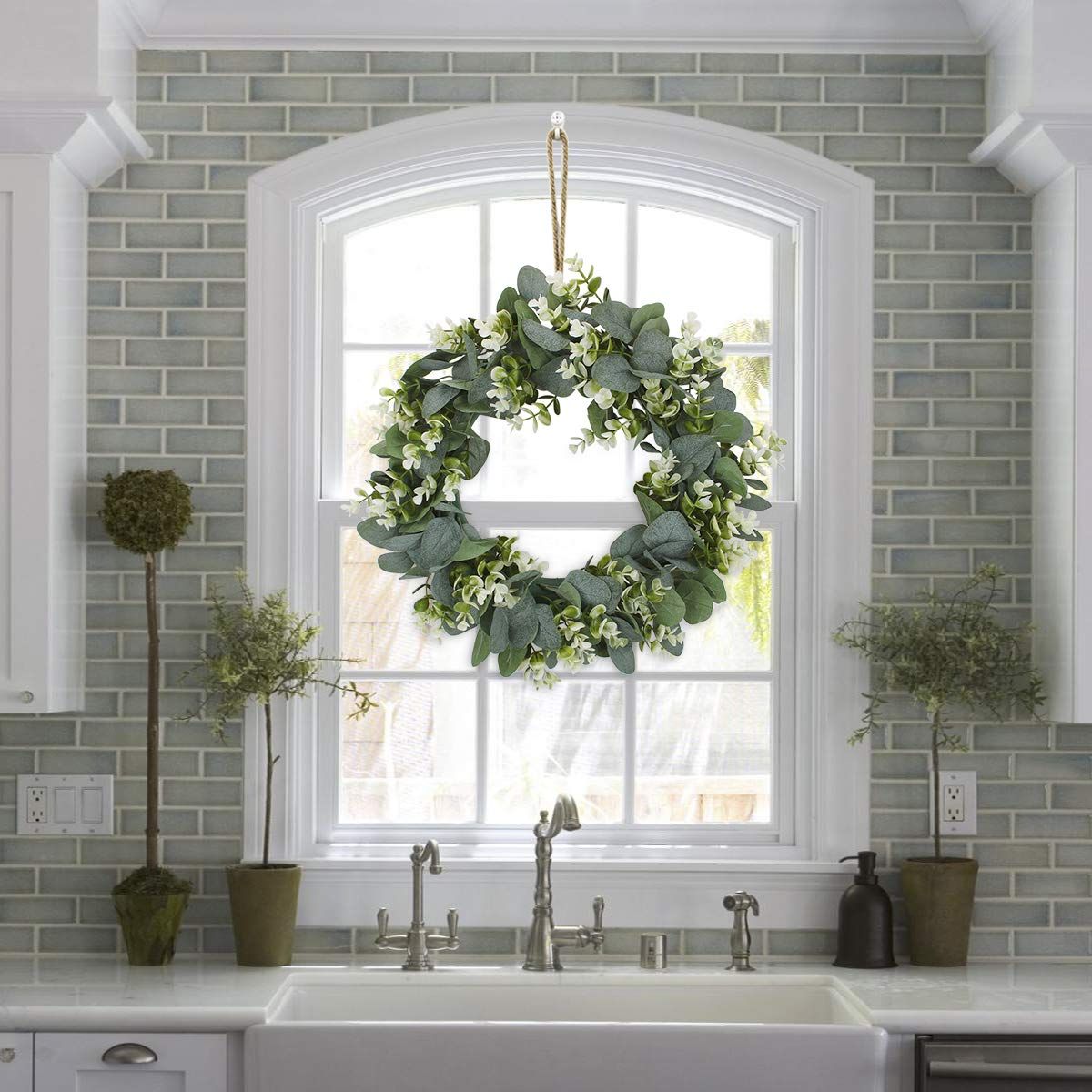 Green Leaf Wreath Spring Outdoor Decoration Ornaments for Front Door Wall view 3