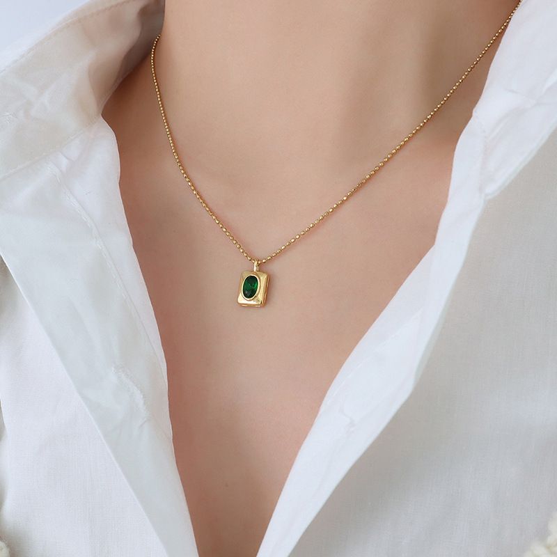 Palace style autumn and winter new oval Hao Shi copper pendant necklace view 2