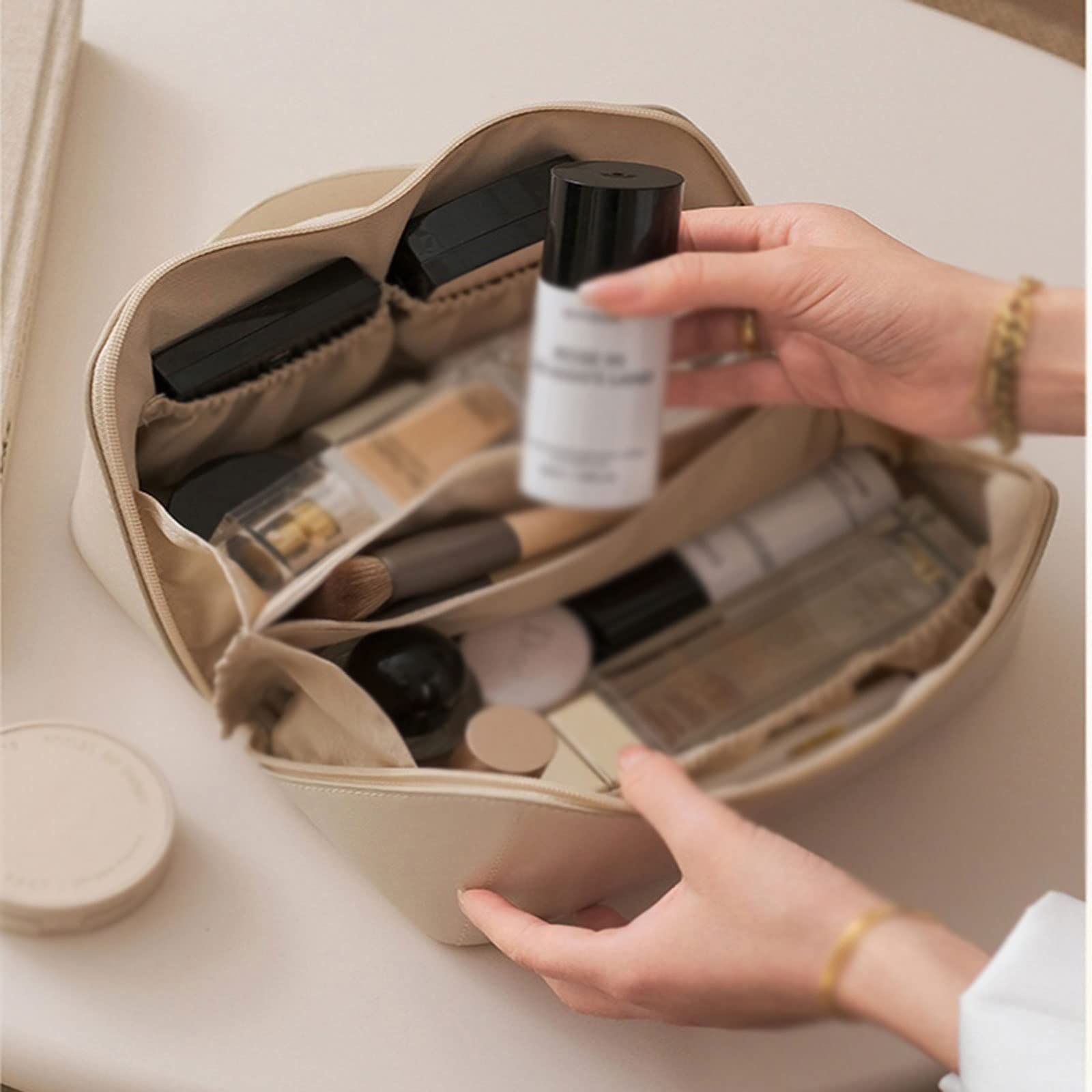 Cosmetic Bags， Large Leather Travel Cosmetic Bag for Women Cosmetic Organizer view 2