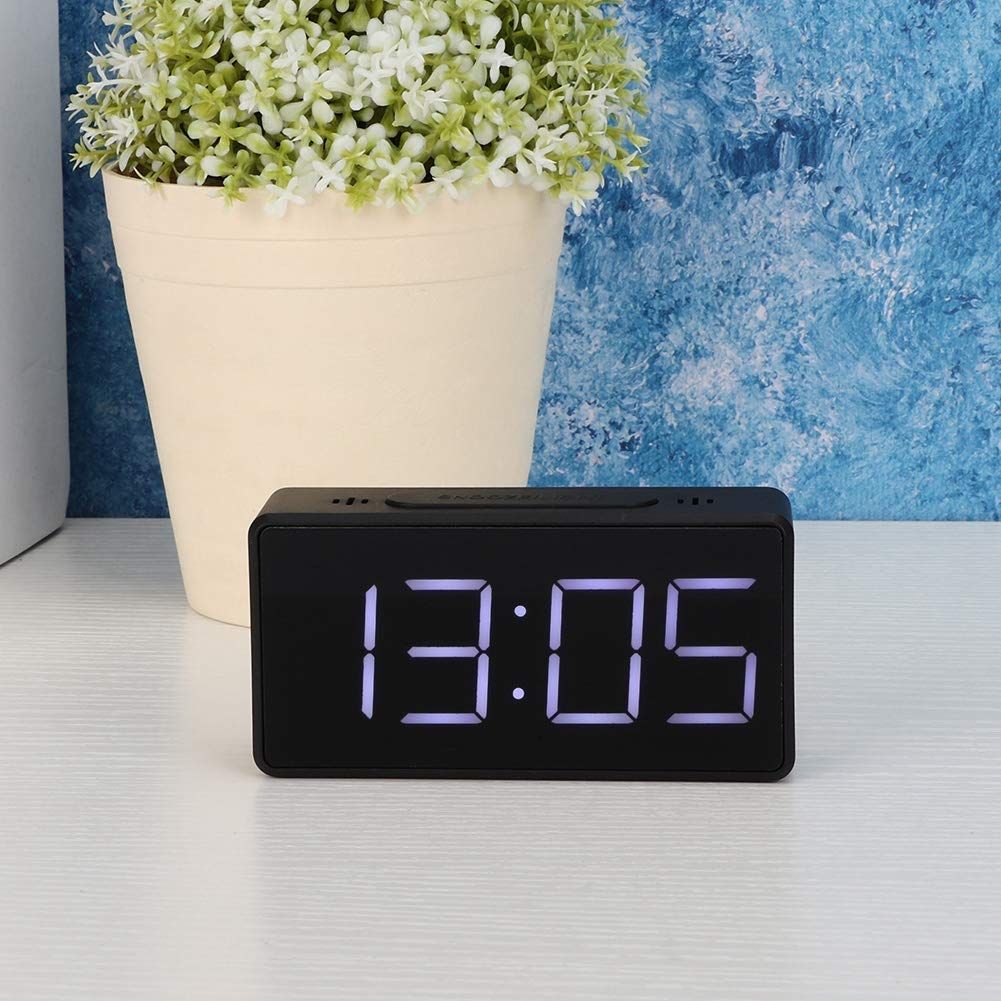 （black）Digital Alarm Clock view 3