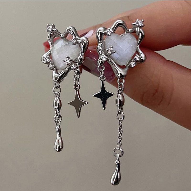 Aesthetic silver glitter flower tassel star shaped women's Gothic heart view 2