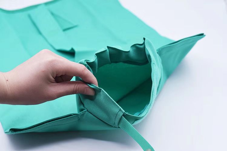 Cat Grooming Bag, Waterproof Foldable Cat Restraint Bag with Hook Cat Cleaning view 4