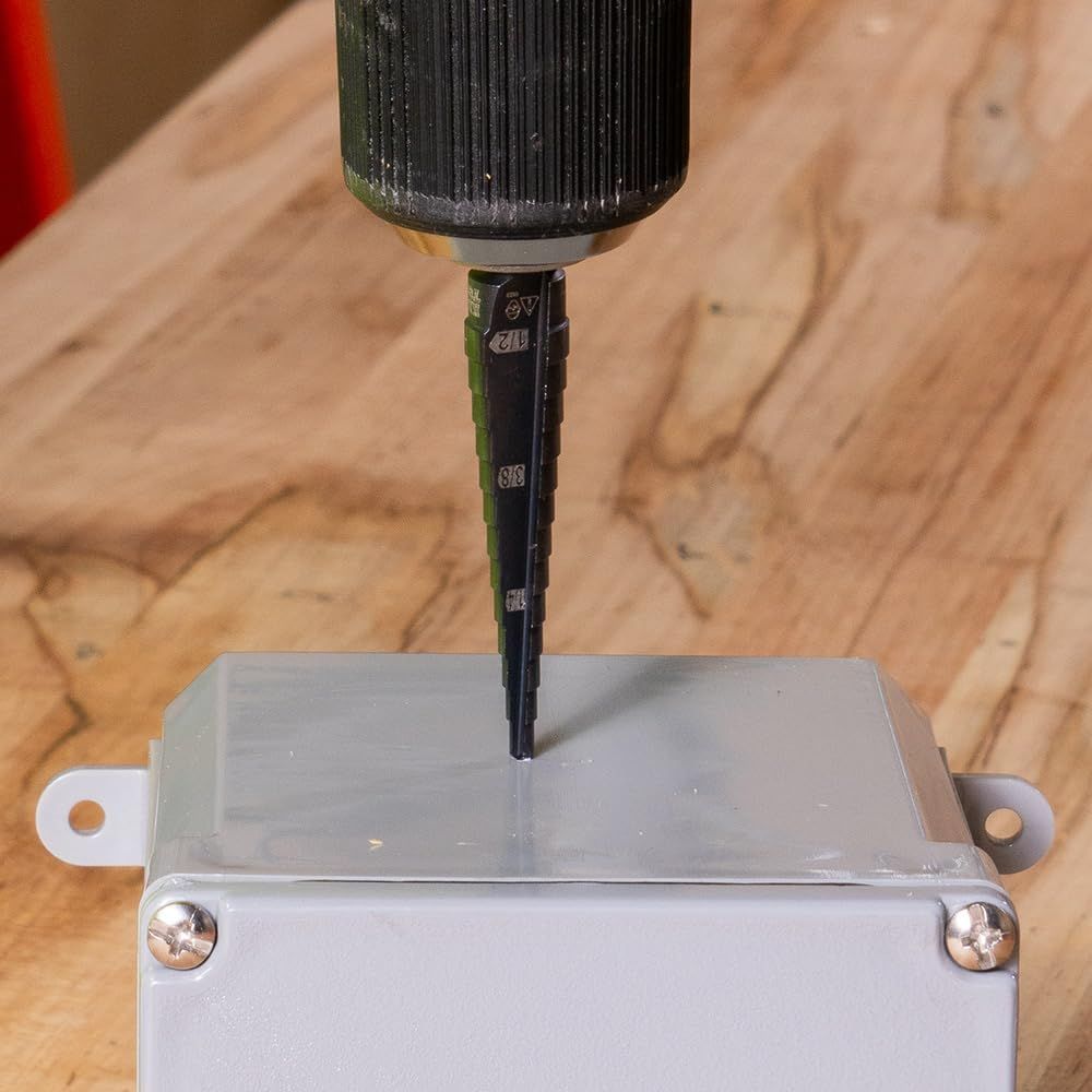 Step Drill Bit Double-Fluted with Easy-to-Read Markings and Targets for Hole view 4